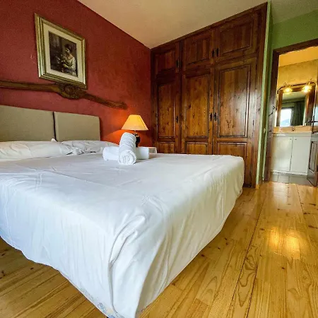 Casa Elegancia Pleta De Saga Ger
