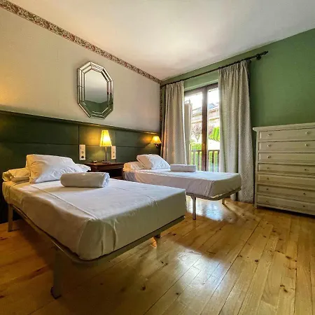 Chalet Casa Elegancia Pleta De Saga Ger