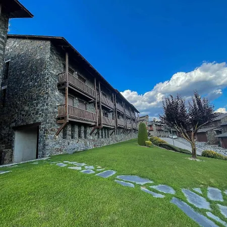 Casa Elegancia Pleta De Saga